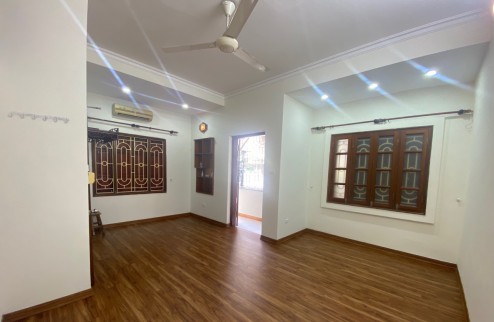 CHO THUÊ NHÀ NGÕ Ô TÔ ĐẶNG VĂN NGỮ, KD HÀNG ĂN, CÀ PHÊ, BẤT CHẤP MỌI LOẠI HÌNH, 110M2